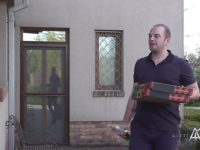 Aletta Ocean seduces a delivery guy with her juggs