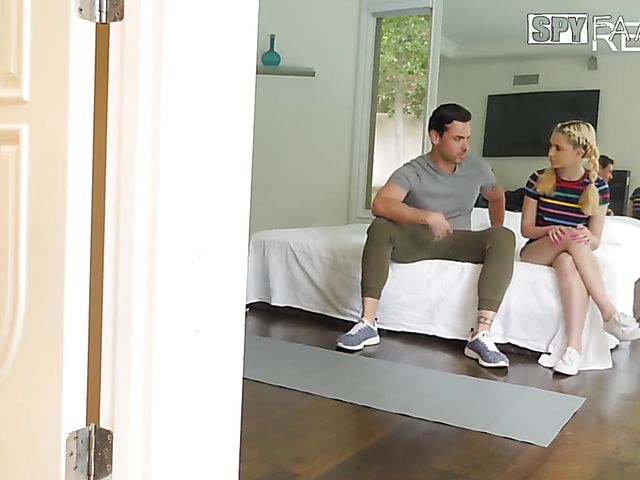 Cute blonde Jane Wilde loves her stepdad's meat