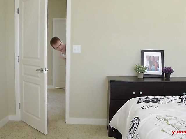 Sofie Marie - Stepmom caught vibrating her pussy and blowing