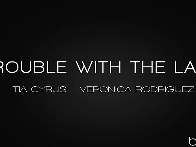 Tia Cyrus and Veronica Rodriguez  love lesbian sex and money