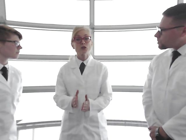 Hard fuck with young Jill Kassidy in 2095  