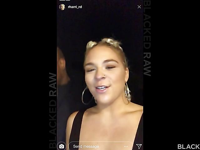 Interracial doggy with juicy Rharri Rhound 