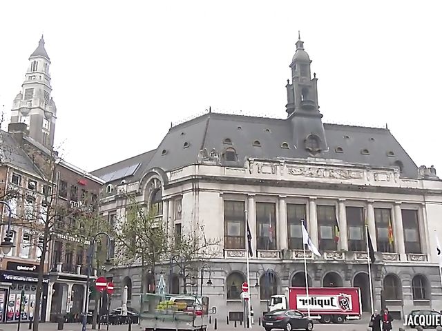 Redhead DP lover Cindy gets tag teamed in bed