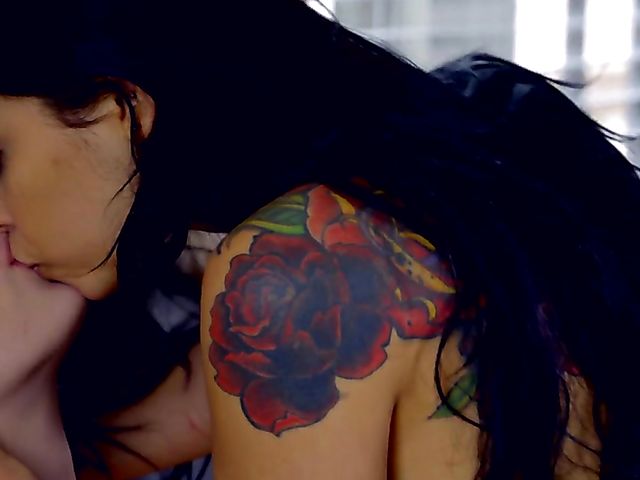 Tattooed lesbian teen Gina Valentina and her friend Ember Stone