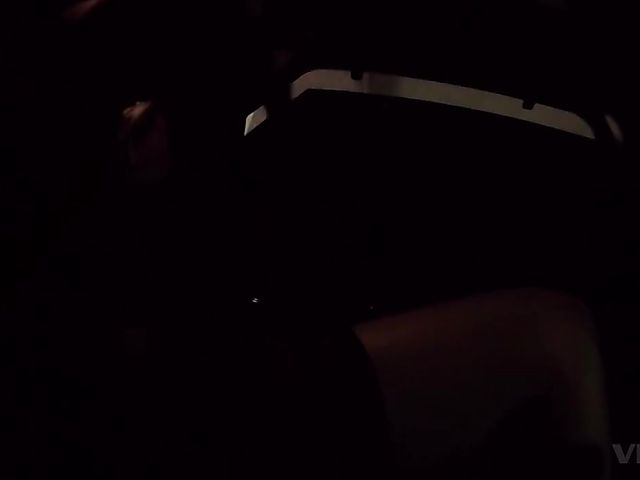 Cum gangbang with dirty Sarah Vandella 