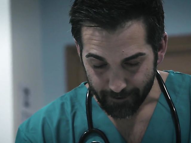 Injured teen blonde Arya Fae gets fucked by the doctor