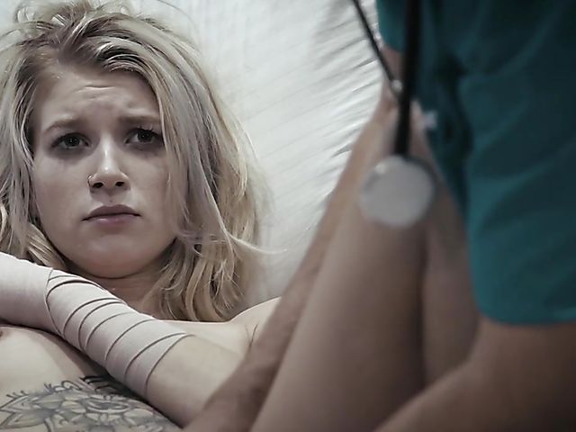 Injured teen blonde Arya Fae gets fucked by the doctor