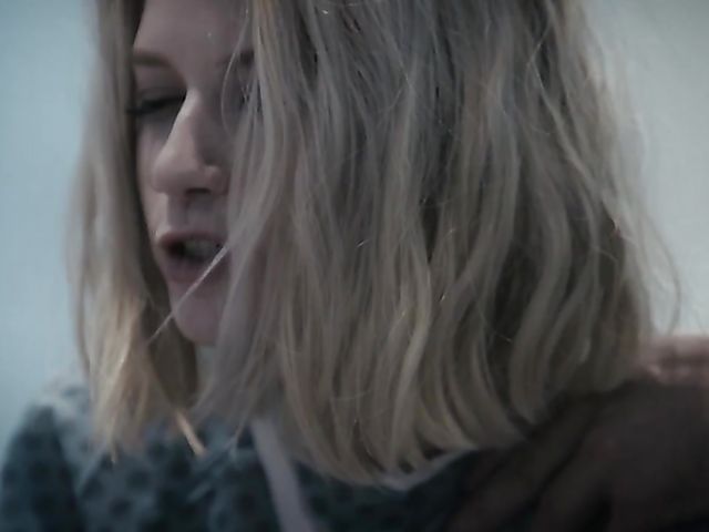 Injured teen blonde Arya Fae gets fucked by the doctor