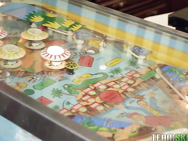 Teen redhead Scarlett Mae plays pinball and gets fucked