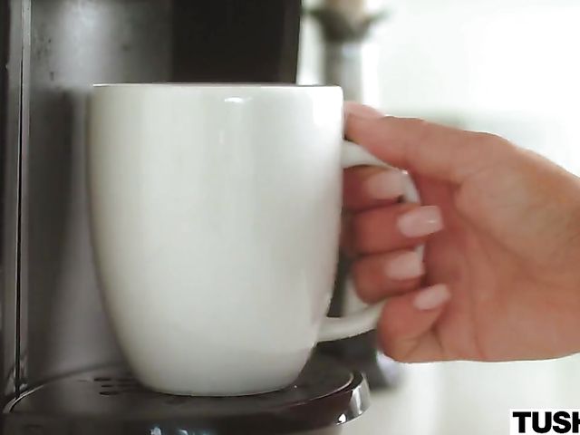 Wife watches husband fuck busty Kayla Kayden in the ass