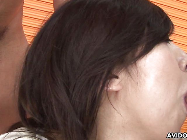 Threesome blowjob with dirty Japan girl Saaya