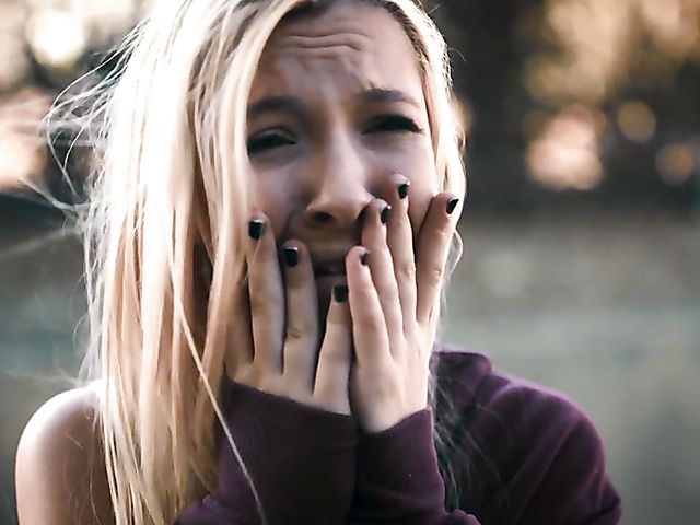 Slim MILF India Summer rides a dick and eats teen's pussy