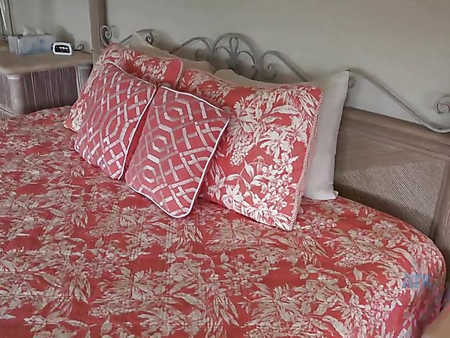 Cute teen Haley Reed gets finger fucked 