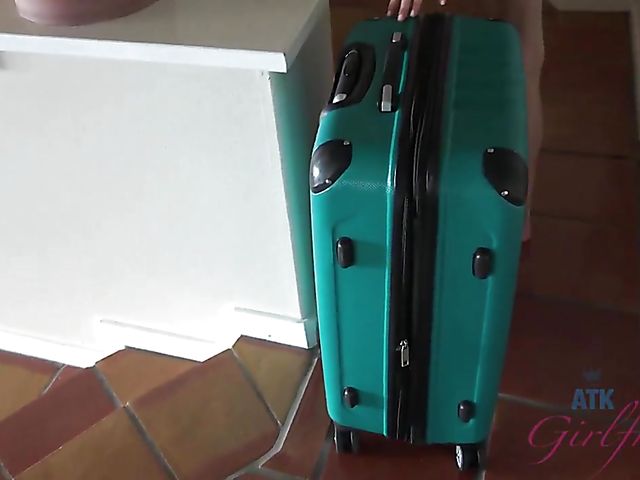 Cute teen Haley Reed gets finger fucked 