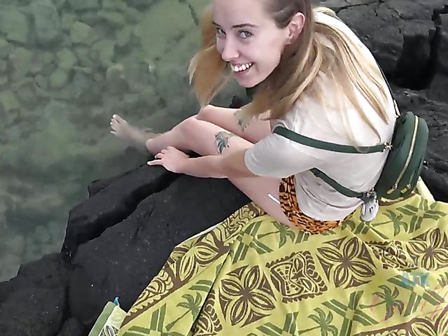 Cute teen Haley Reed gets finger fucked 