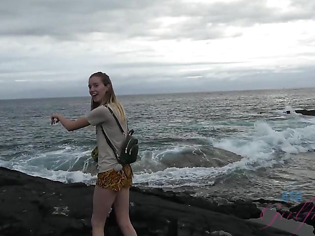 Cute teen Haley Reed gets finger fucked 