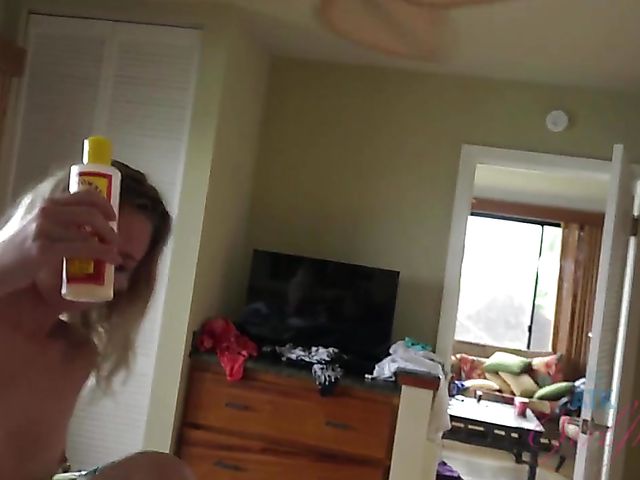 POV girlfriend Kenzie Reeves gets some cock