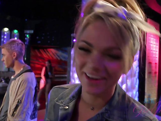 Sexy Athena Faris naked in the hotel room 