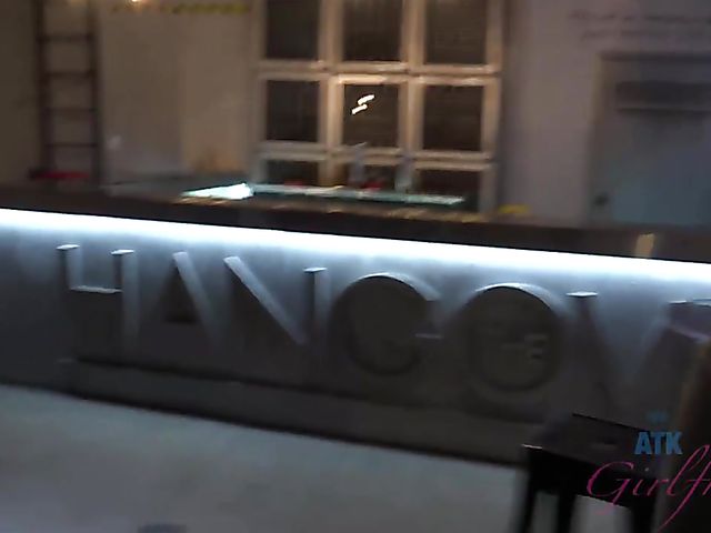 Sexy Athena Faris naked in the hotel room 