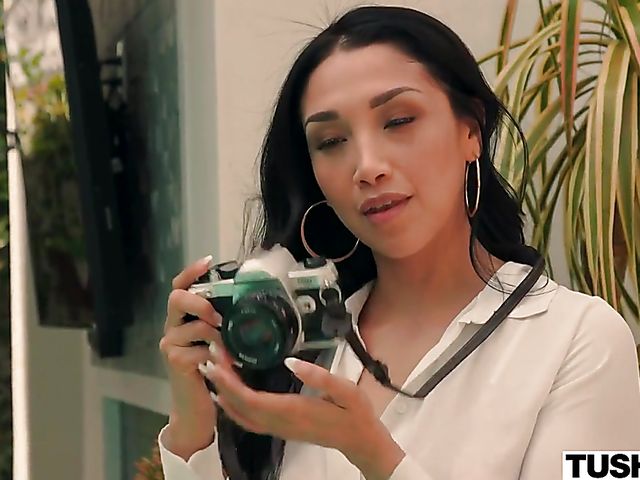 Two girls anal featuring Mia Malkova and Vicki Chase