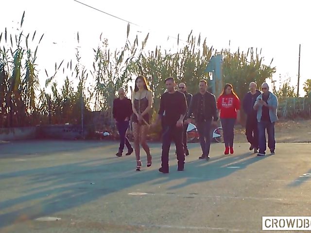 Public BDSM session with Turkish girl Anya Krey