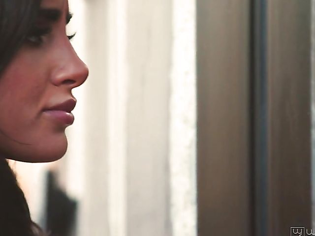 Lesbian young kitties Kristen Scott and Naomi Woods