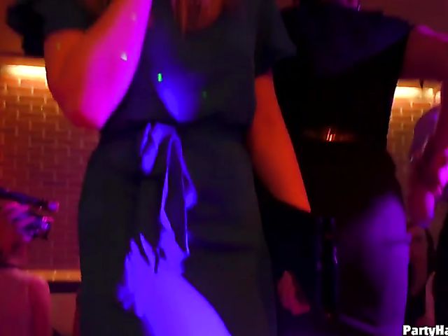 Male strippers bang the girls in the club