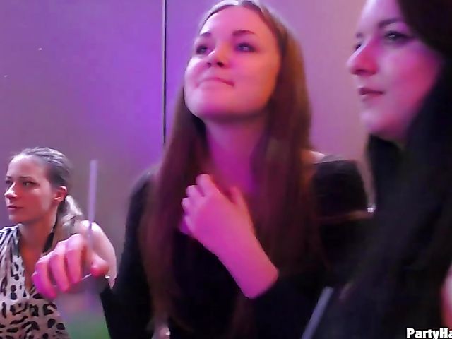 Male strippers bang the girls in the club