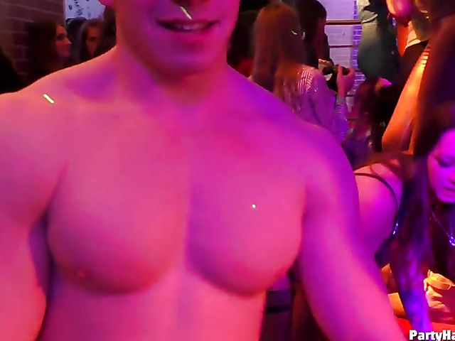 Male strippers bang the girls in the club