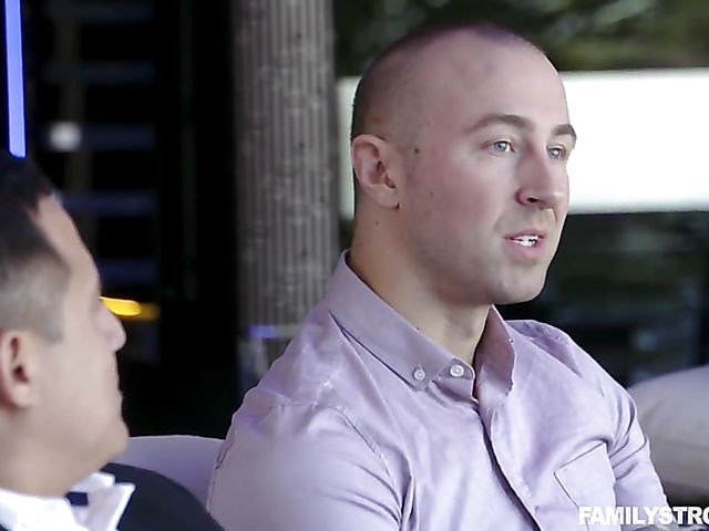 Horny guy bangs his dads girlfriend Brooke Karter 