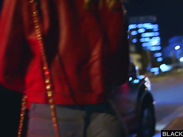 Blue-eyed Lacey Lenix loves her black boyfriend's big dick 