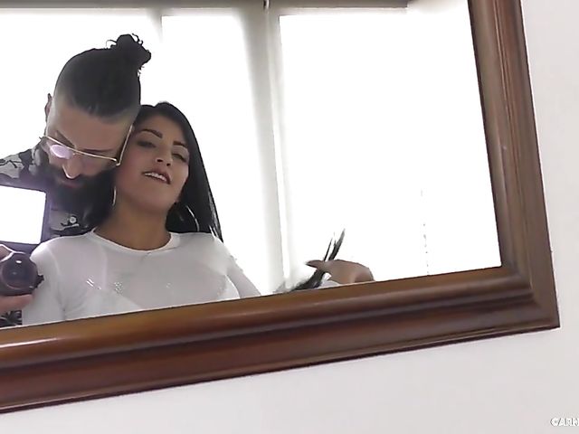 Hottie shows off her colombian ass and gets fucked