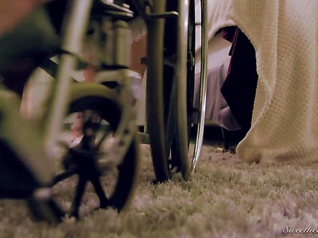 Big titted mature lesbians Julia Ann and Brandi Love