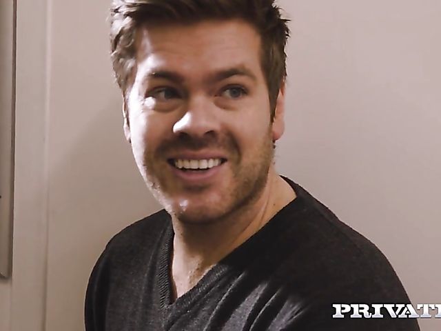 Doggy style at the laundry with Mia Malkova