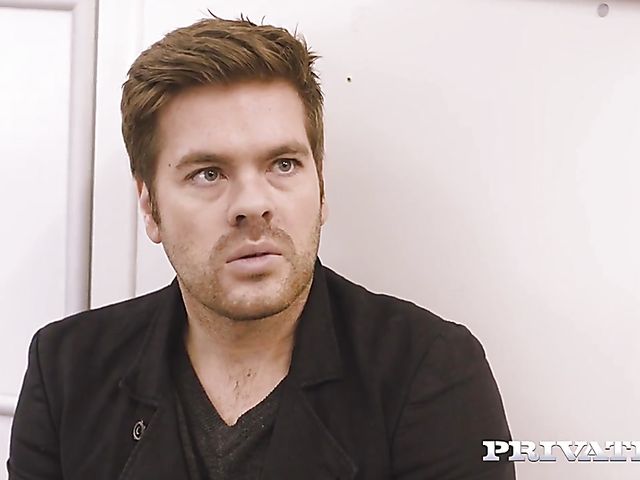 Doggy style at the laundry with Mia Malkova