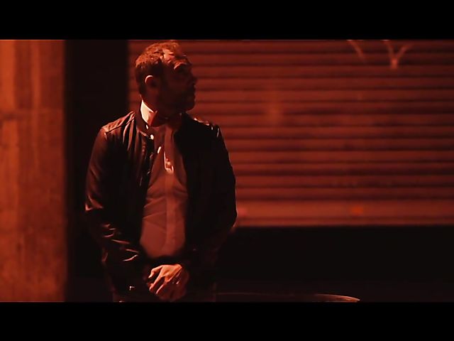 Big tits latina wants to make him explode