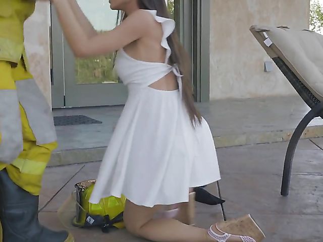 Busty lesbian rescuer Bridgette B gets her pussy eaten