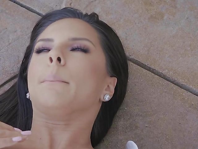 Busty lesbian rescuer Bridgette B gets her pussy eaten