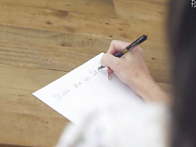 Busty MILF Melissa Lynn is in need of cock