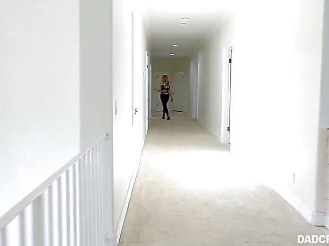 Sage Andrews - Culry stepdaughter POV with her dirty dad