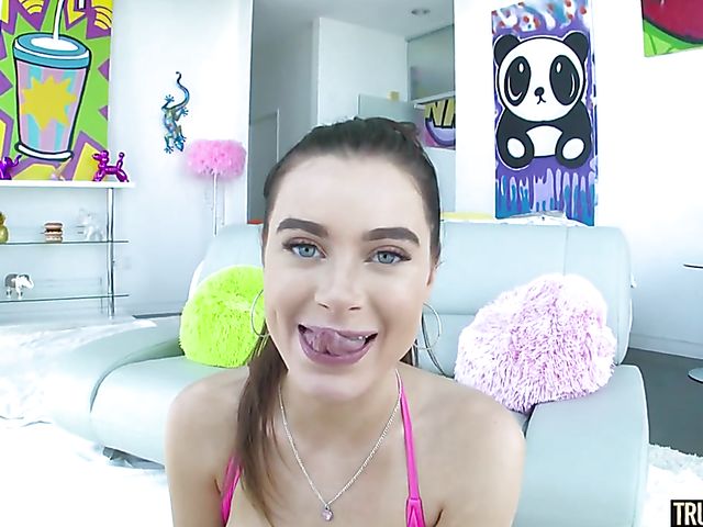 Big butt anal with well-endowed bombshell Lana Rhoades