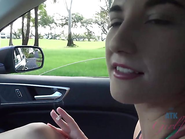 Car sex with his smoking girlfriend Jade