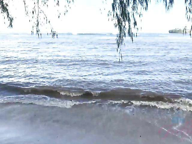 Car sex with his smoking girlfriend Jade