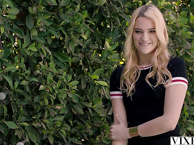 Kenna James and Natalia Starr's hot threesome with Dean Van Damme