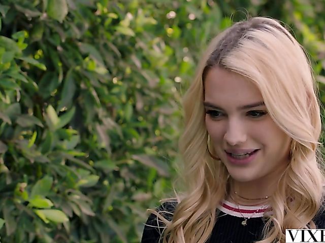 Kenna James and Natalia Starr's hot threesome with Dean Van Damme