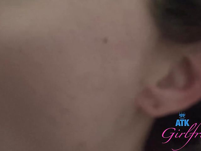 Foot sex in the morning with cute girlfriend Haley Reed