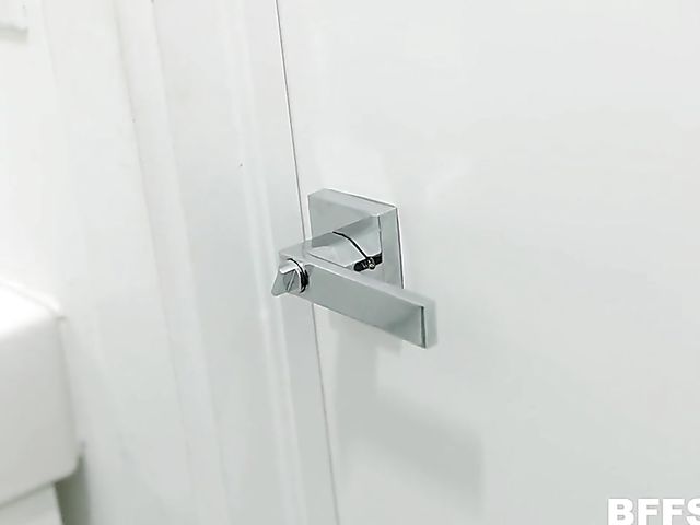 Daisy Stone, Victoria Gracen, and Zoe Parker share cock