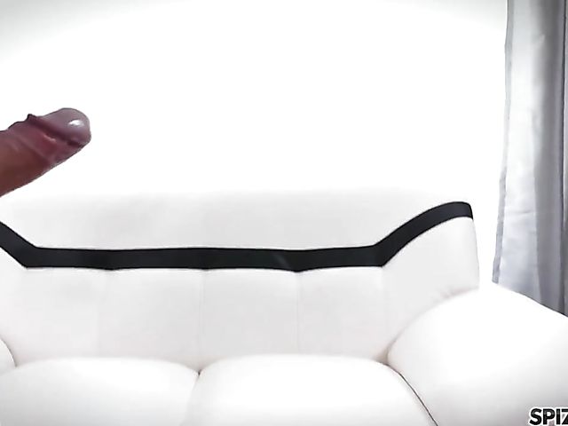 Tattooed MILF Della Dane sucking it right