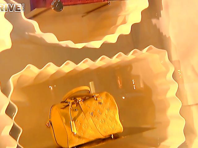 Lesbian domination with Isabella Chrystin and Nessy