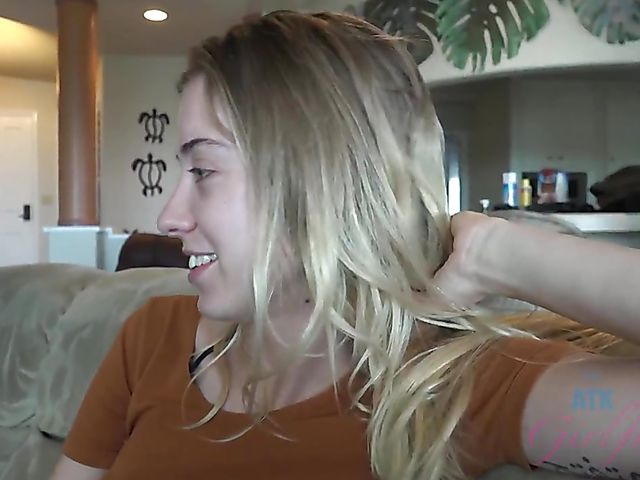 Footjob in car and sex at home with Hime Marie 